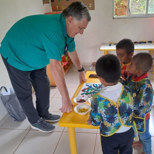 La infancia bajo el enfoque transformador de Francisco Martinelli