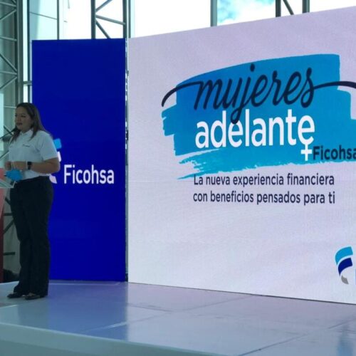 Ficohsa apoya la inclusión económica de mujeres emprendedoras