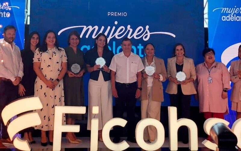 Ficohsa apoya la inclusión económica de mujeres emprendedoras