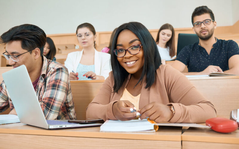 Carrera de Ingeniería en Sistemas en Ciudad de Panamá: Universidad Latina lidera la innovación