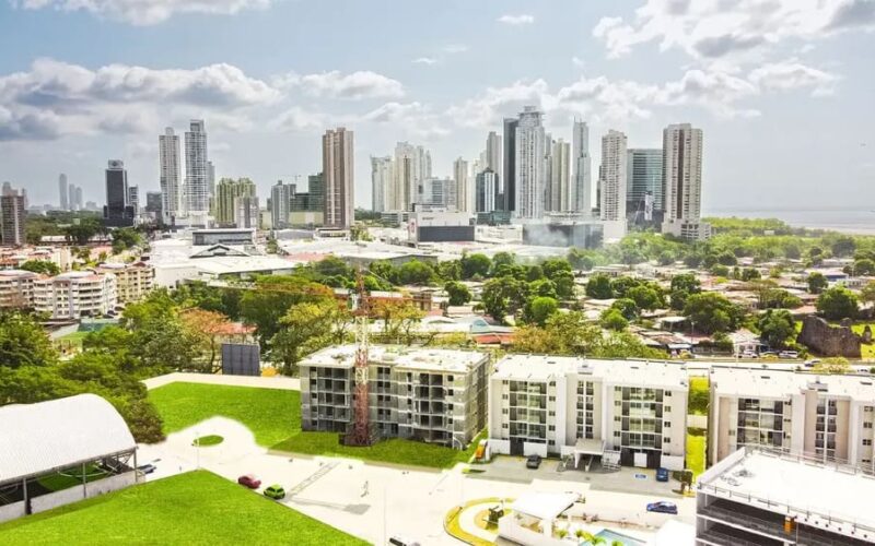 Cómo decidir entre comprar para vivir o para alquilar en el mercado inmobiliario de Panamá
