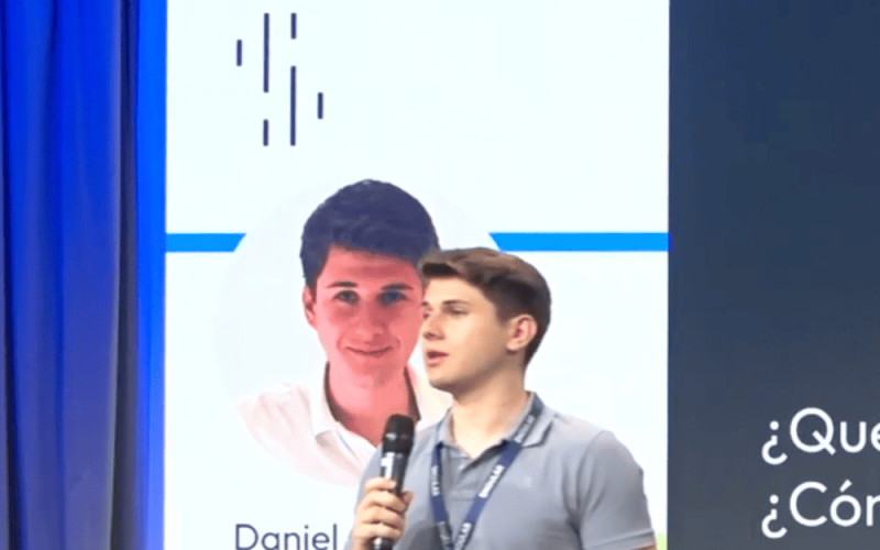 CenteIA integra a Daniel García-Cordero en sus cursos de inteligencia artificial profesional